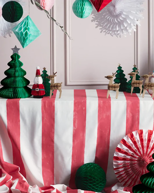 Large Honeycomb Trees