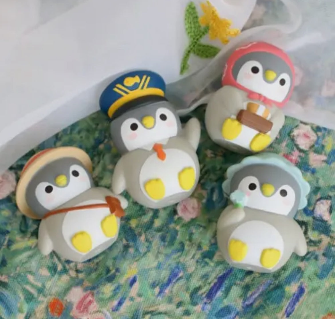 Picnic with ShuShuPeng Figure Blind Box